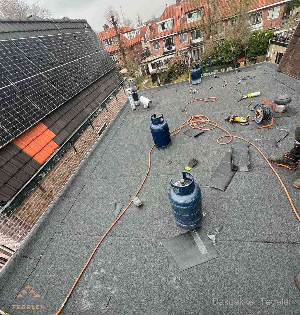 Daklekkage Repareren Tegelen Daklekkage Repareren Tegelen